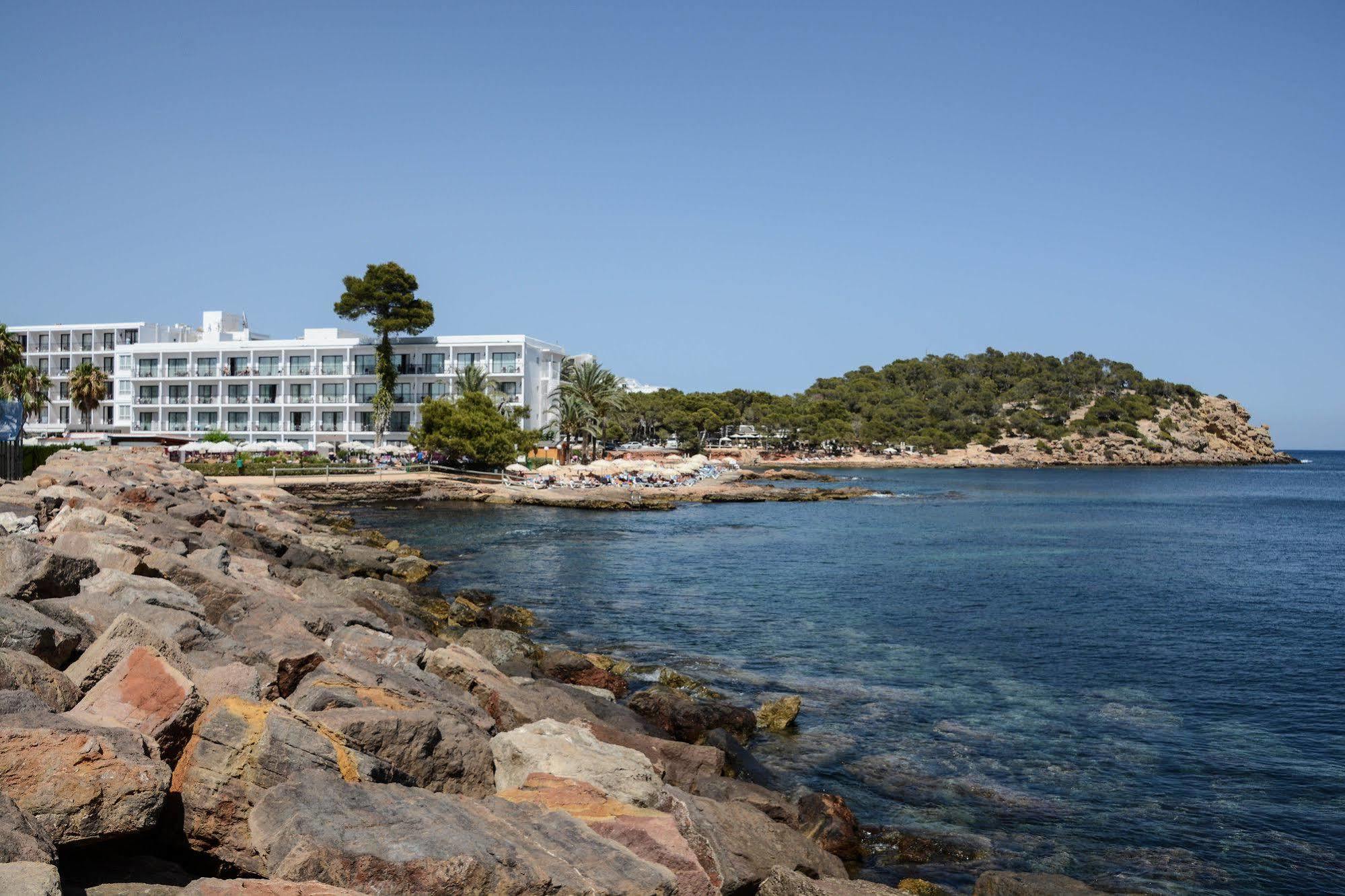 Hotel Catalonia Ses Estaques - Adults Only à Santa Eulària des Riu Extérieur photo