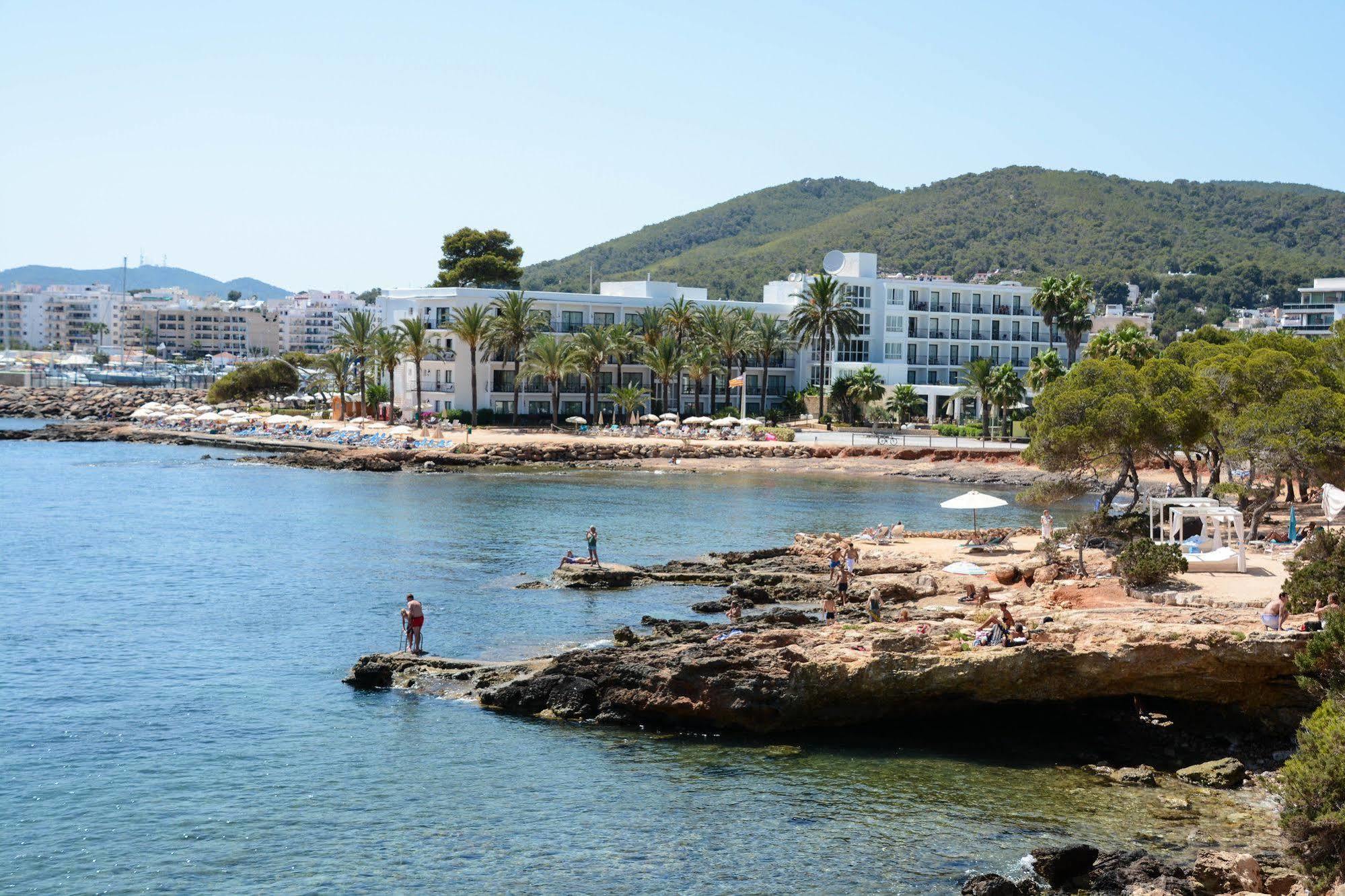 Hotel Catalonia Ses Estaques - Adults Only à Santa Eulària des Riu Extérieur photo