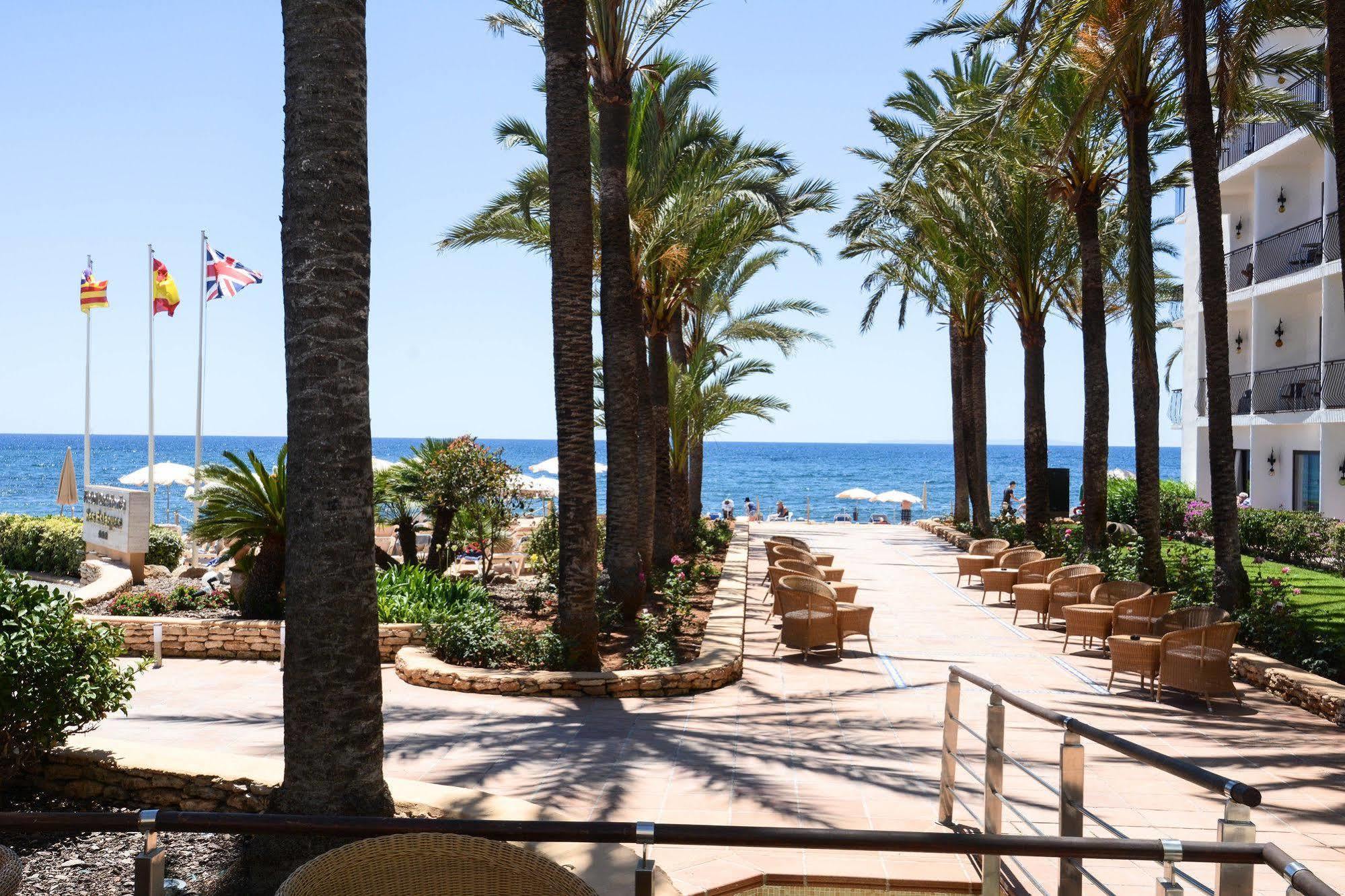 Hotel Catalonia Ses Estaques - Adults Only à Santa Eulària des Riu Extérieur photo