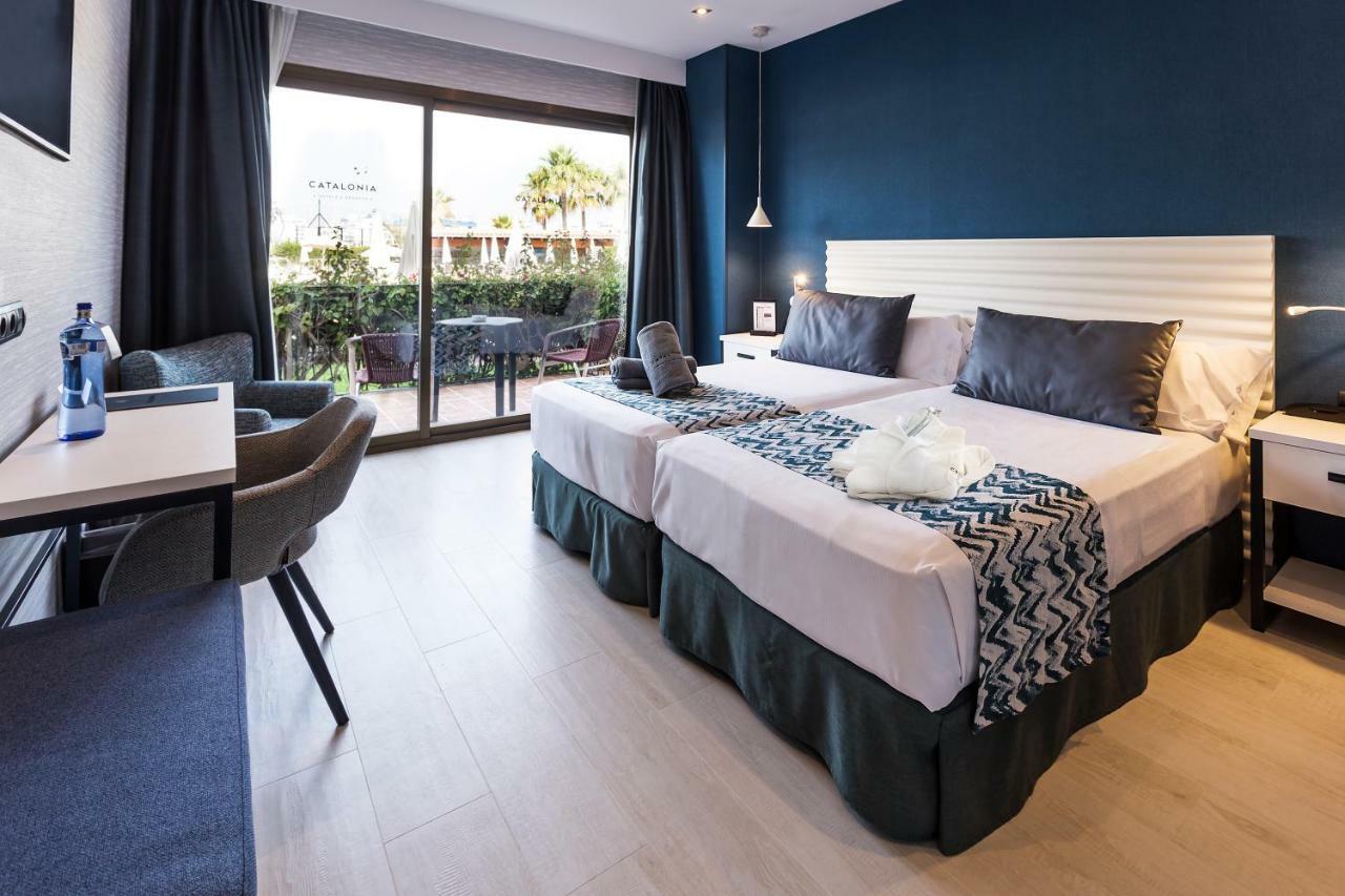Hotel Catalonia Ses Estaques - Adults Only à Santa Eulària des Riu Extérieur photo
