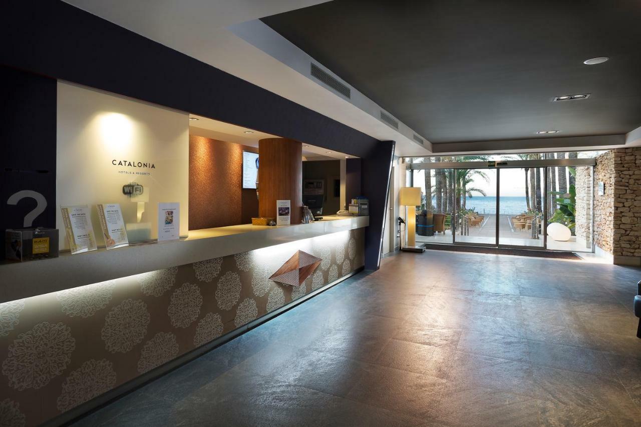 Hotel Catalonia Ses Estaques - Adults Only à Santa Eulària des Riu Extérieur photo